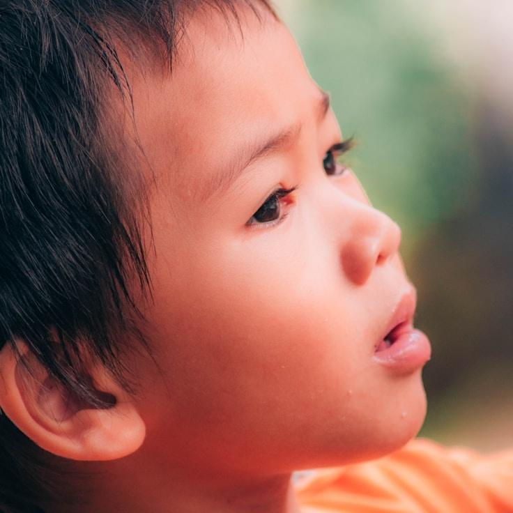 Kaveri Mehta, Lead Design Curator at Stell Arfield Lab, reviewing corporate floral arrangements